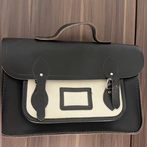 13” Brown/White 100% Leather Unisex The Cambridge Satchel Company Bag/Batchel.